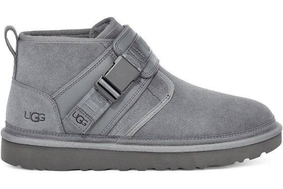 UGG Neumel Boot Snapback Metal Grey