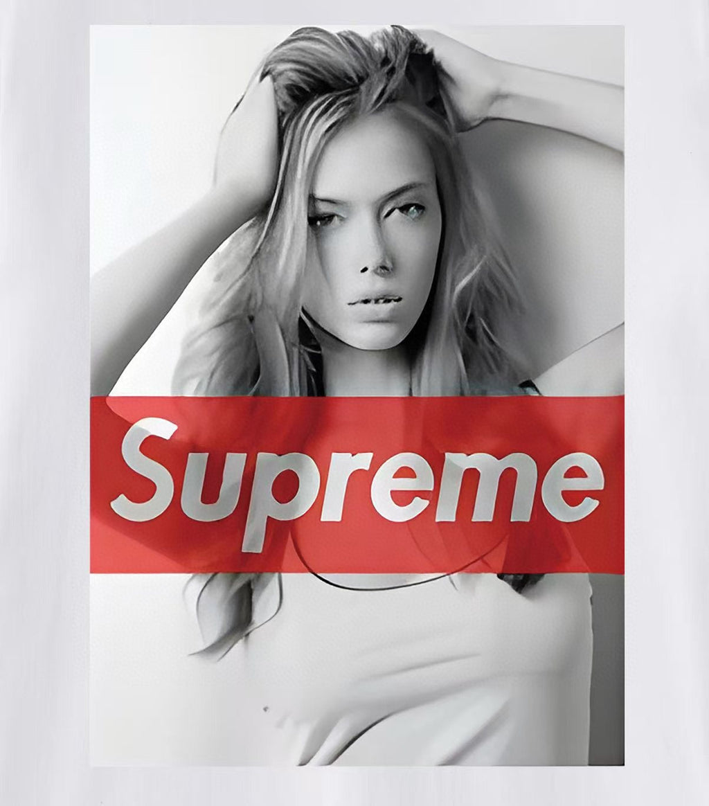 Supreme Photo Graphic Short-Sleeve T-Shirt — detail