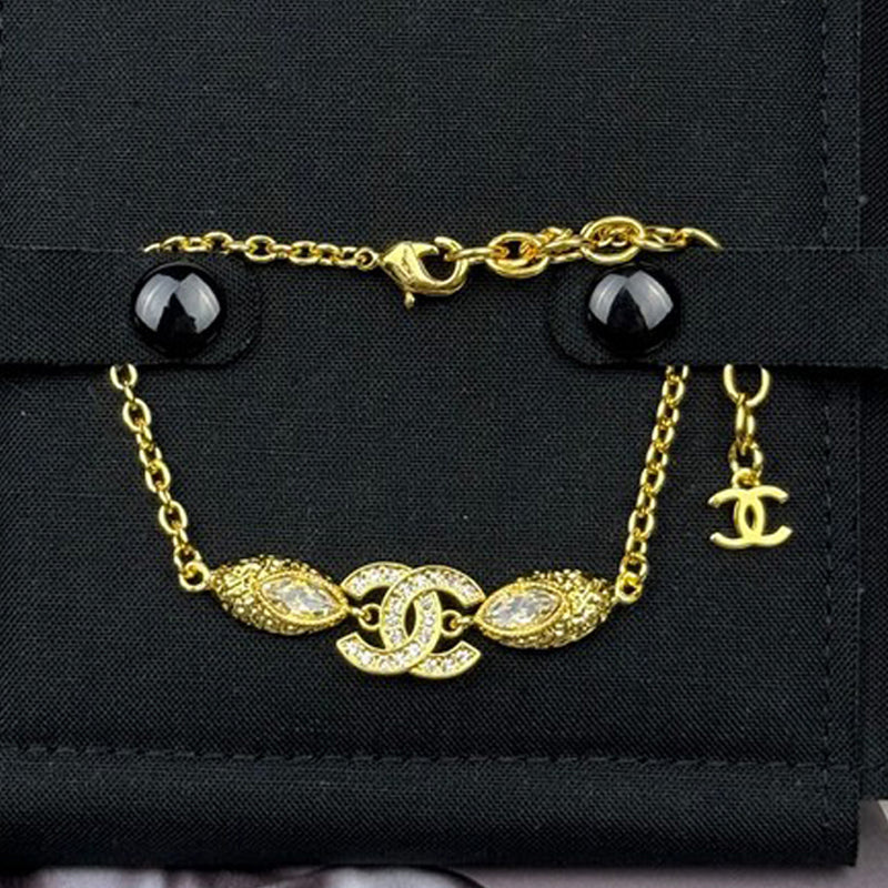 18K  Chanel 26C Diamond Gold Bracelet