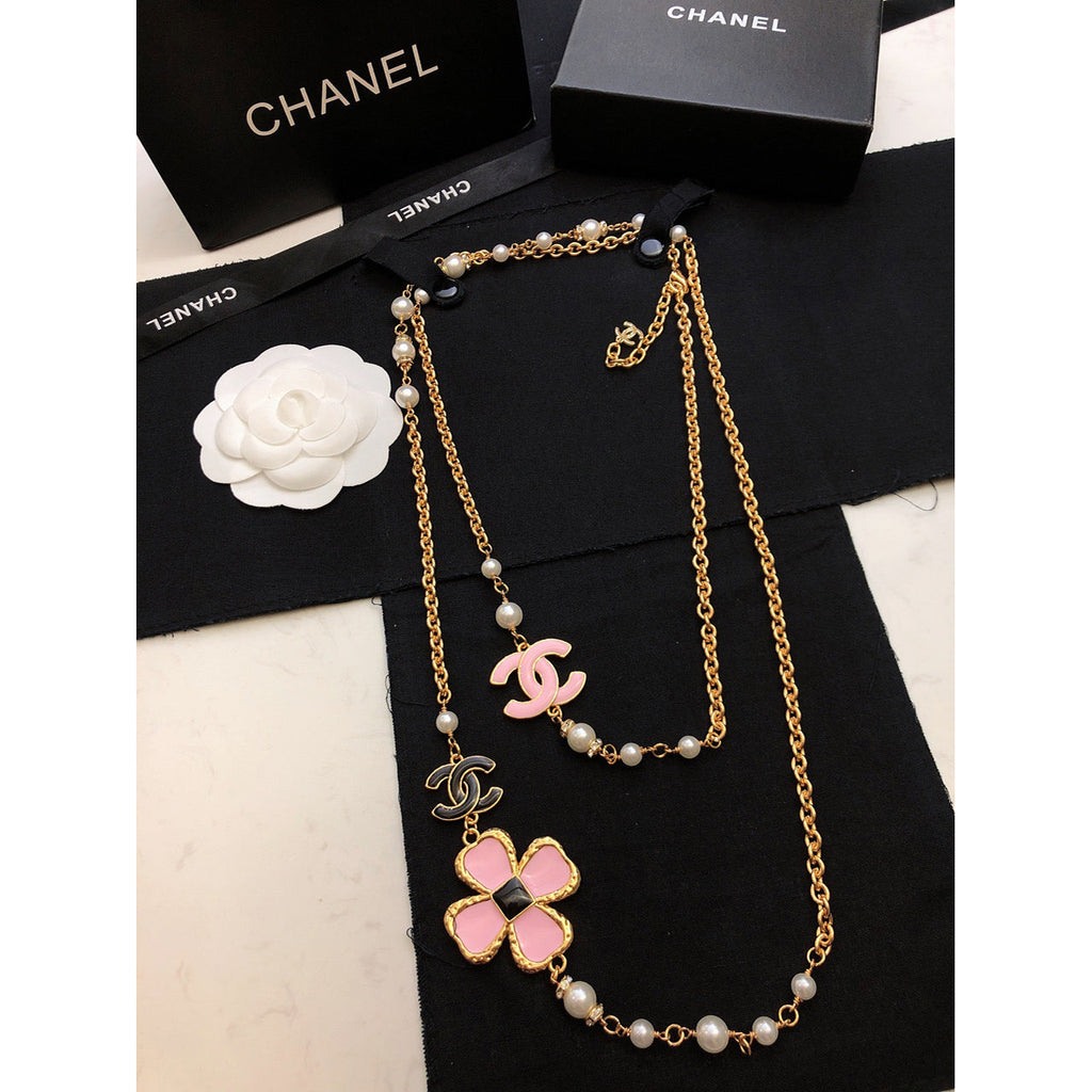 18K  Chanel Pink Flowers Necklace