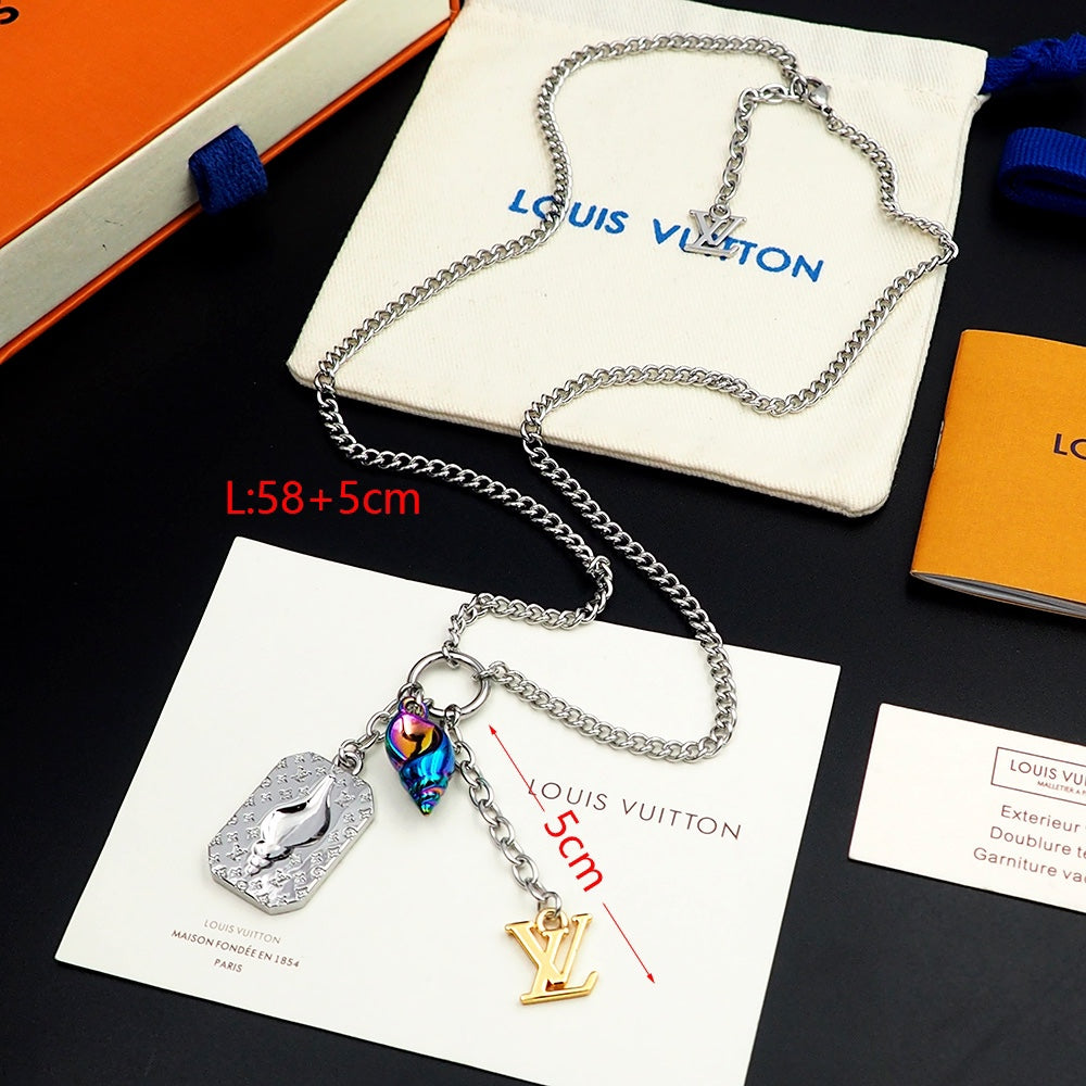 18K Louis Vuitton Shell Necklace