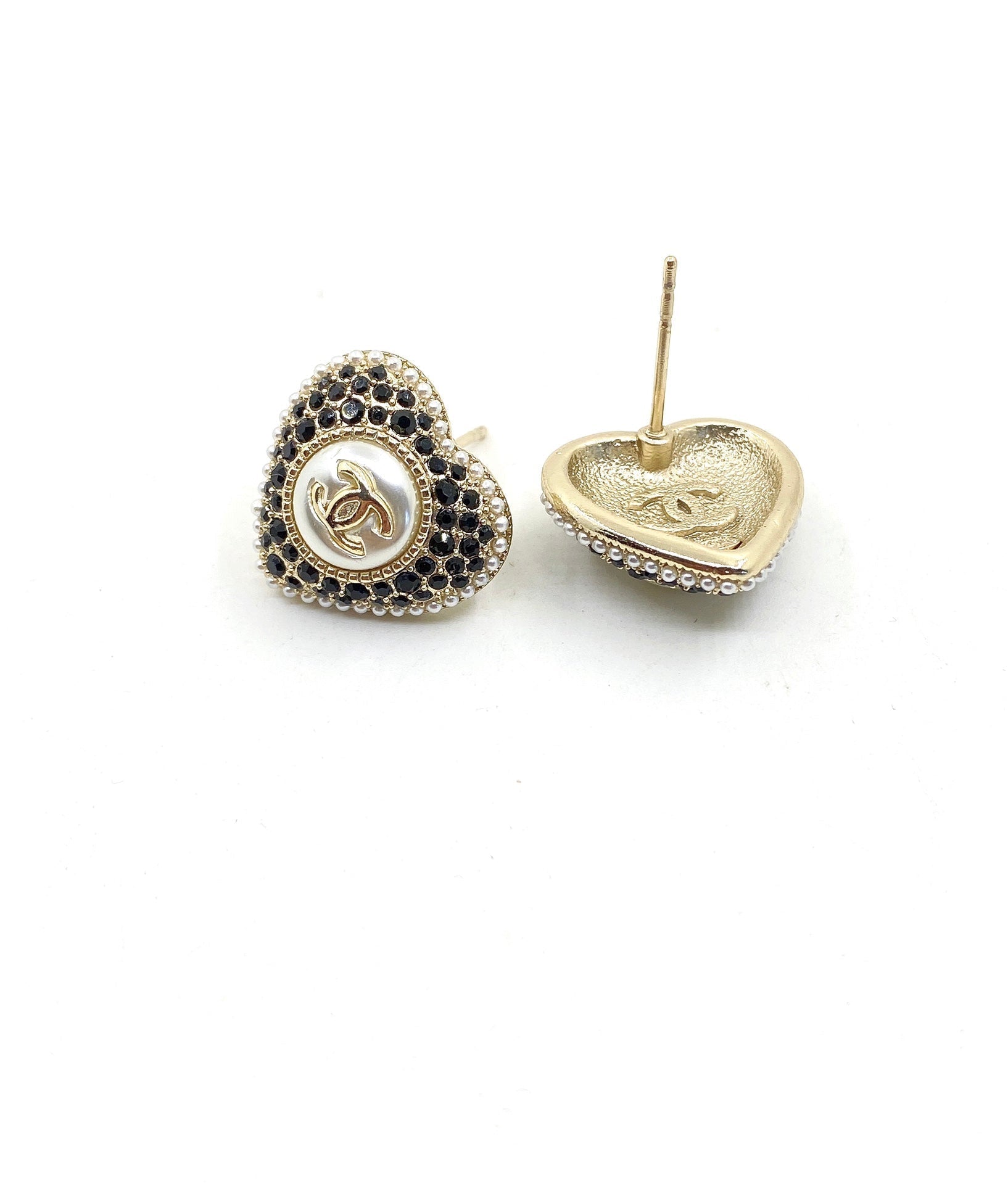 18K  Chanel Heart Crystals Earrings