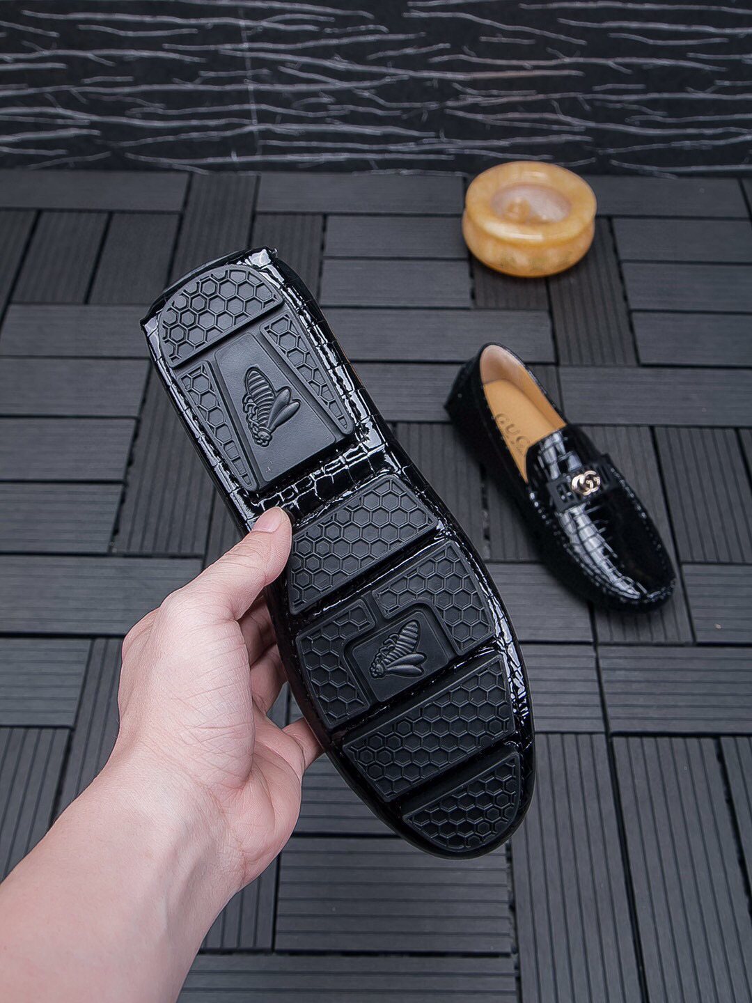 Gucci Black Crocodile-Pattern Loafers — detail