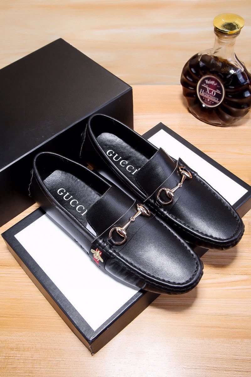 Gucci Men's Black Bit Loafers — front