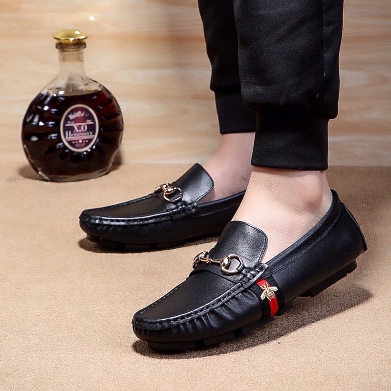Gucci Men's Black Bit Loafers — model