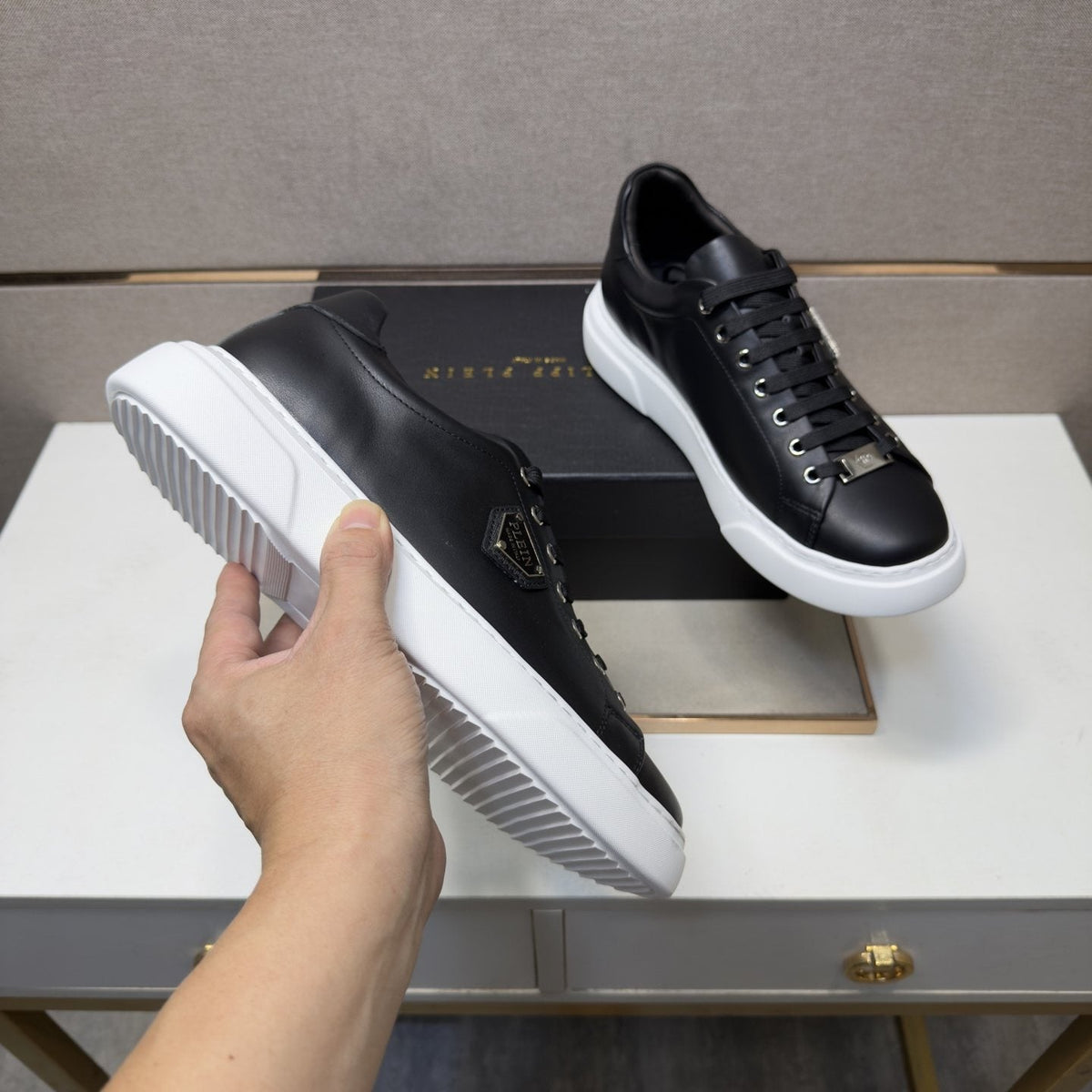 Philipp Plein Men's Black Low-Top Sneakers — model