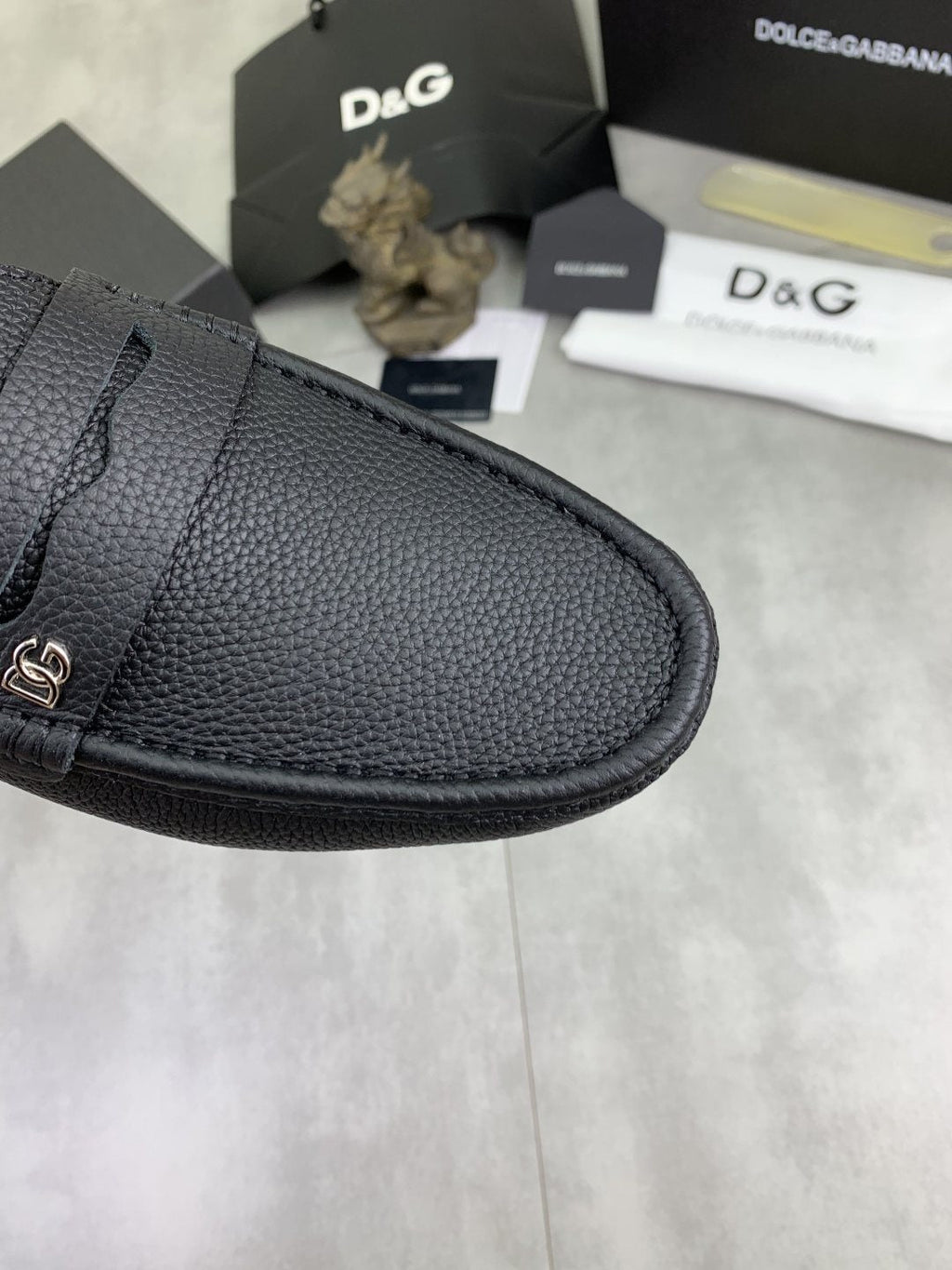 Dolce & Gabbana Dark Navy Apron-Toe Loafers — detail