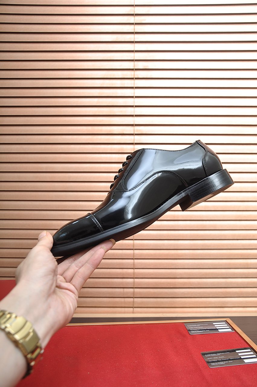 Ferragamo Black Cap-Toe Oxford Shoes — side