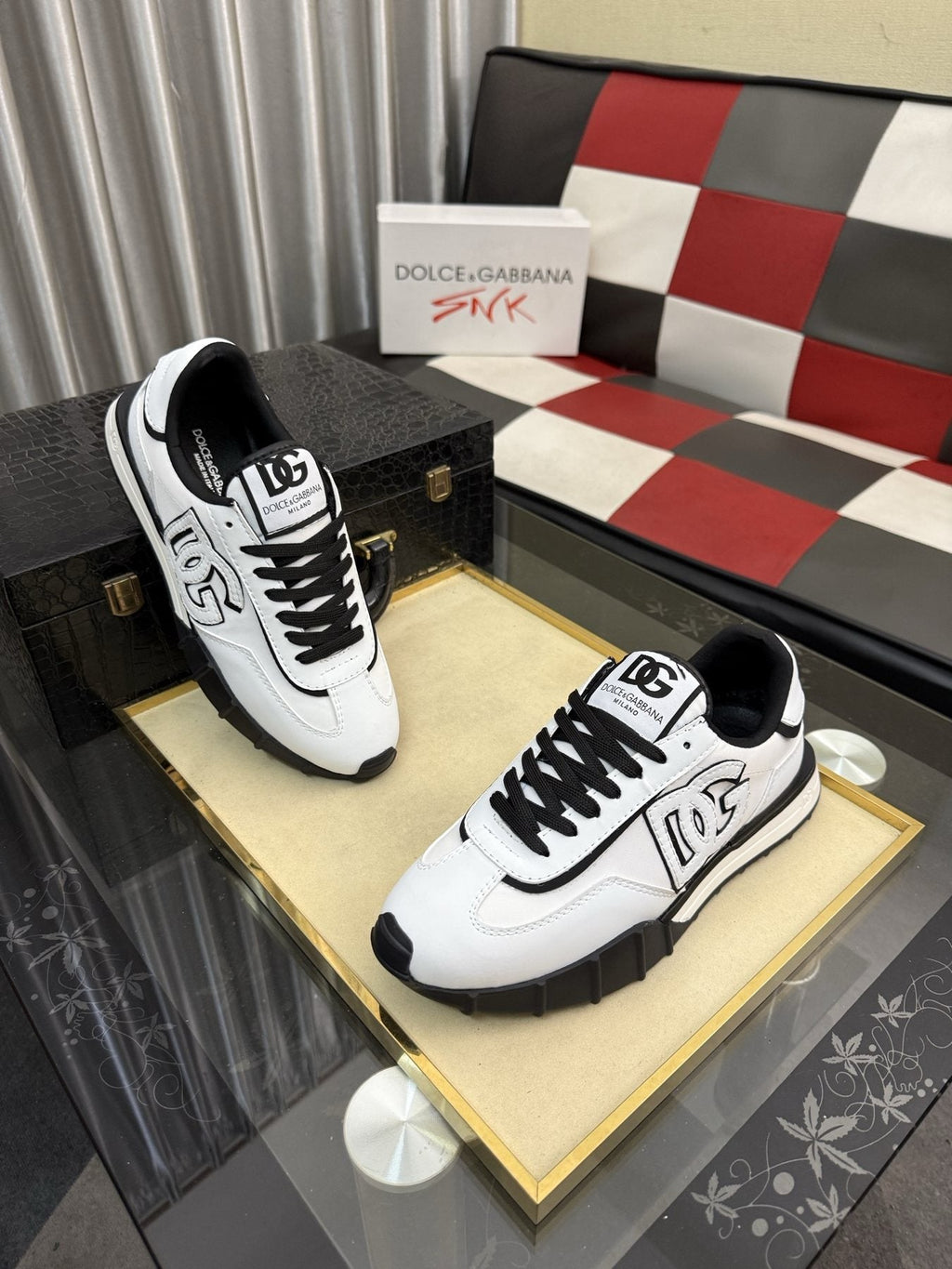 Dolce & Gabbana White and Black Segmented-Sole Sneakers — front