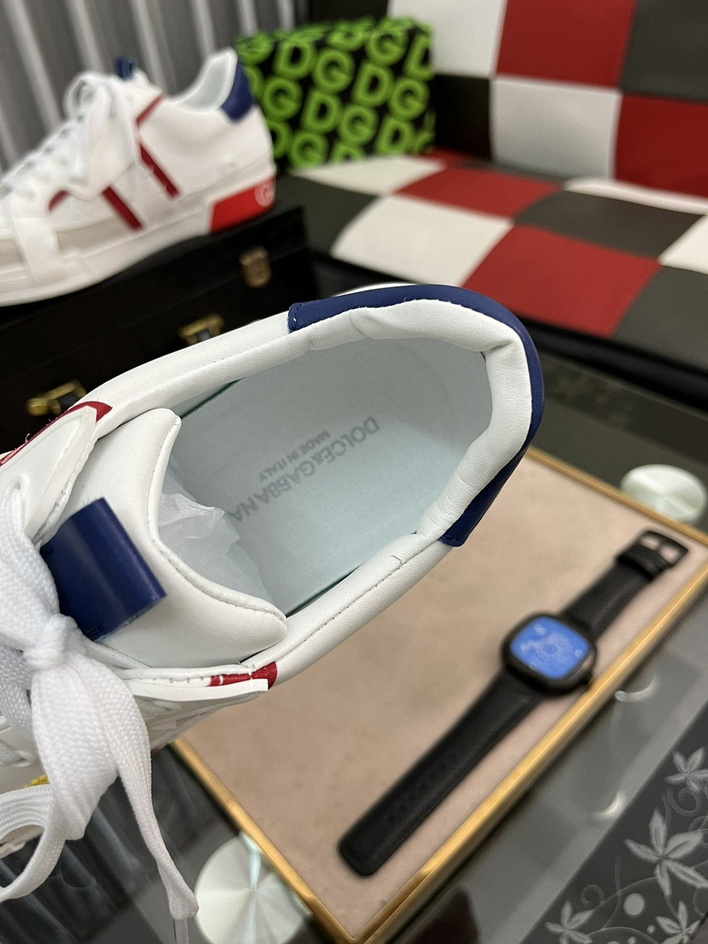 Men's White Low-Top Sneakers with Red and Navy Accents — detail