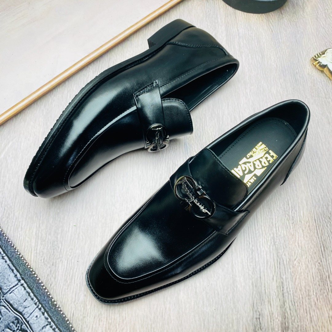 Ferragamo Black Metal-Accent Loafers — side