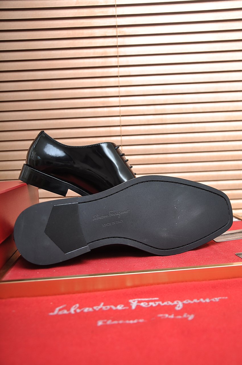 Ferragamo Black Lace-Up Dress Shoes — detail