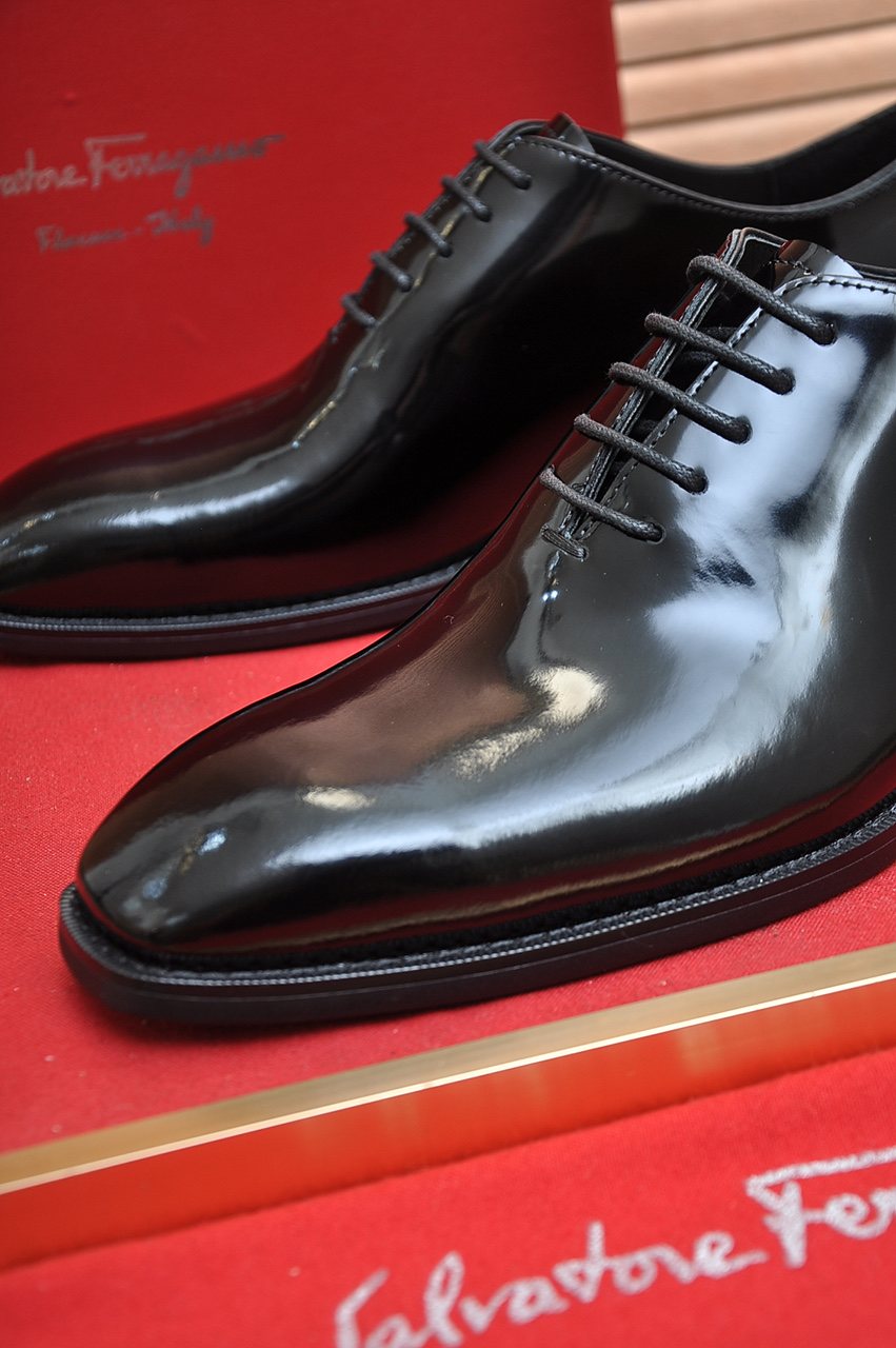 Ferragamo Black Lace-Up Dress Shoes — detail
