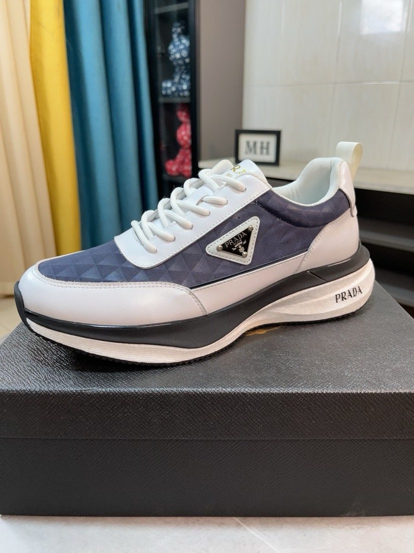 Prada Diamond-Pattern Low-Top Sneakers — front