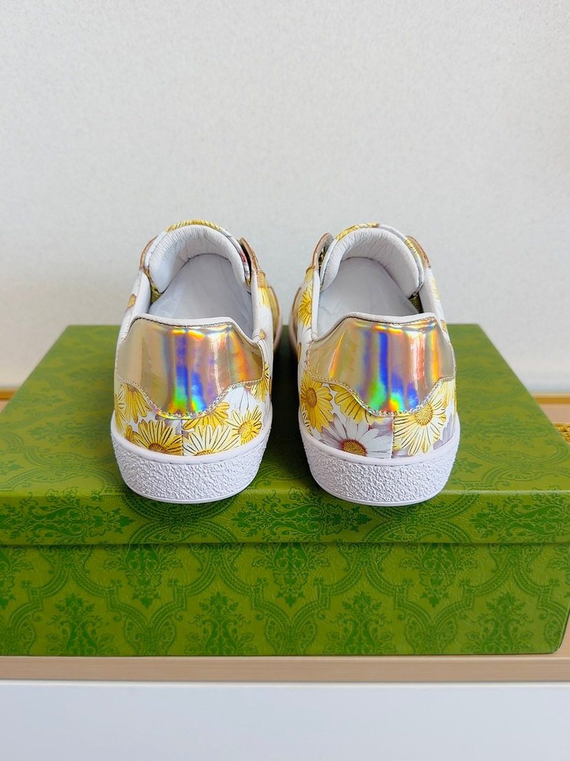 Gucci Floral Low-Top Sneakers — back