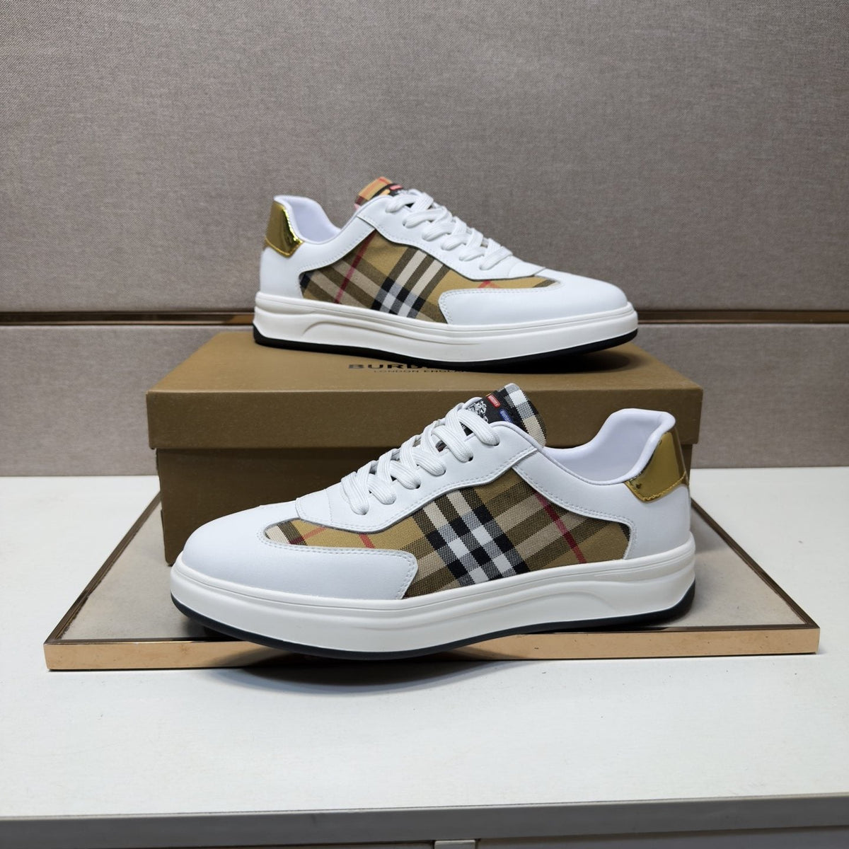 Burberry Plaid-Panel Low-Top Sneakers — side