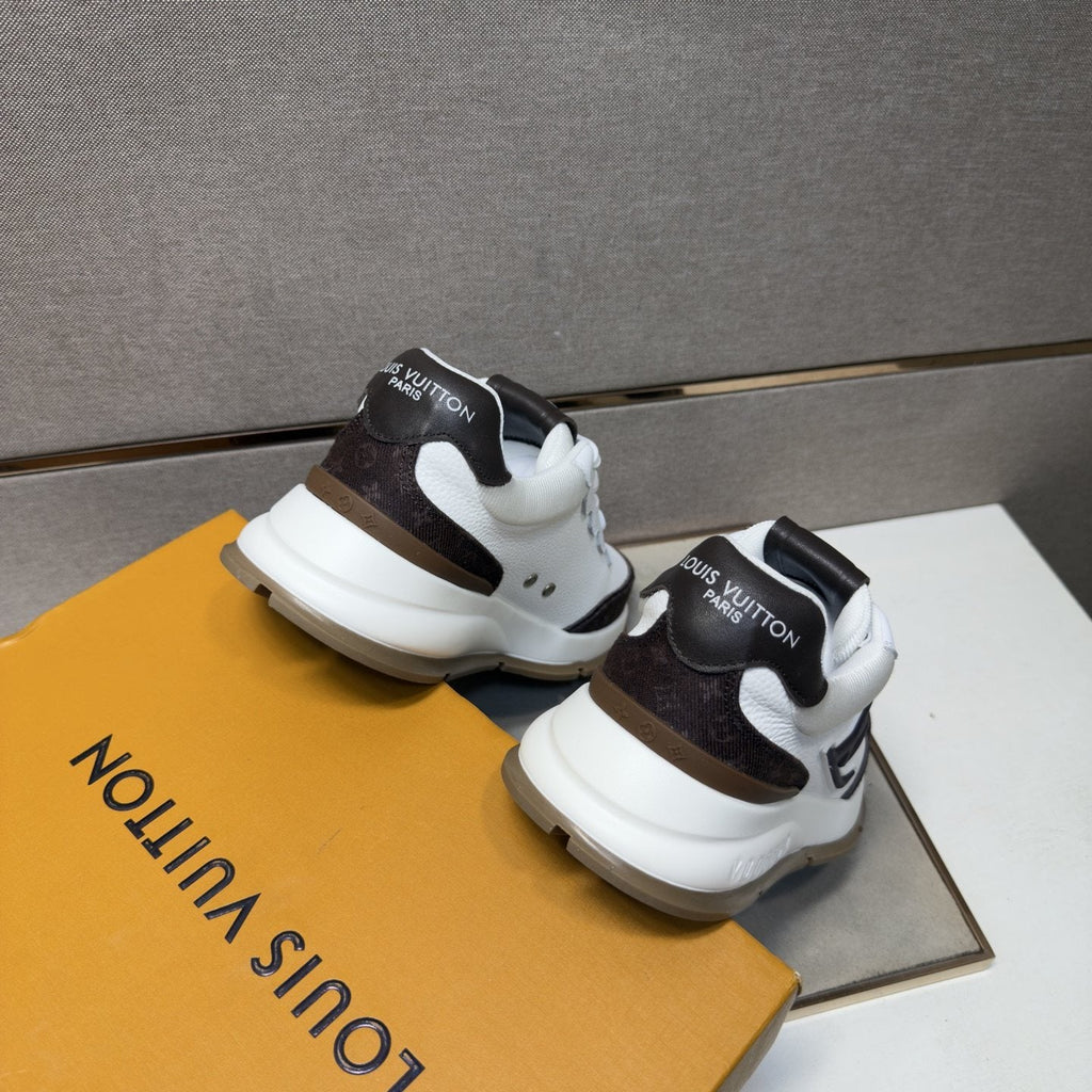 Louis Vuitton Contrast-Trim Low-Top Sneakers — back
