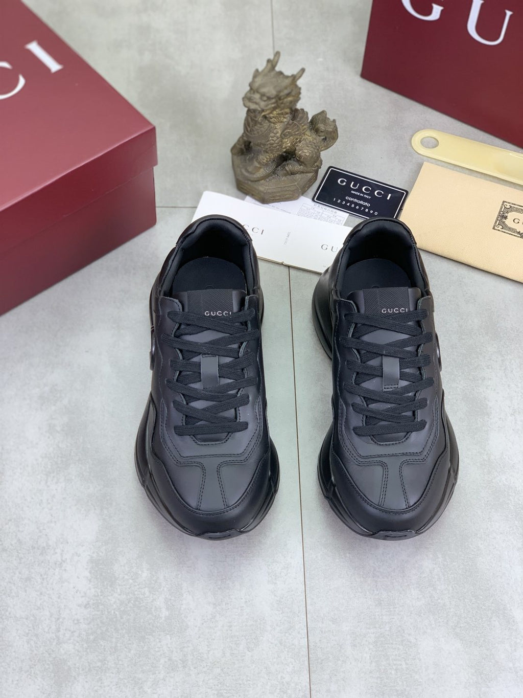 Gucci Paneled Chunky Sneakers — front