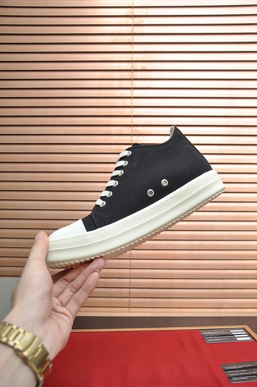 Rick Owens Toe-Cap Platform Sneakers — model
