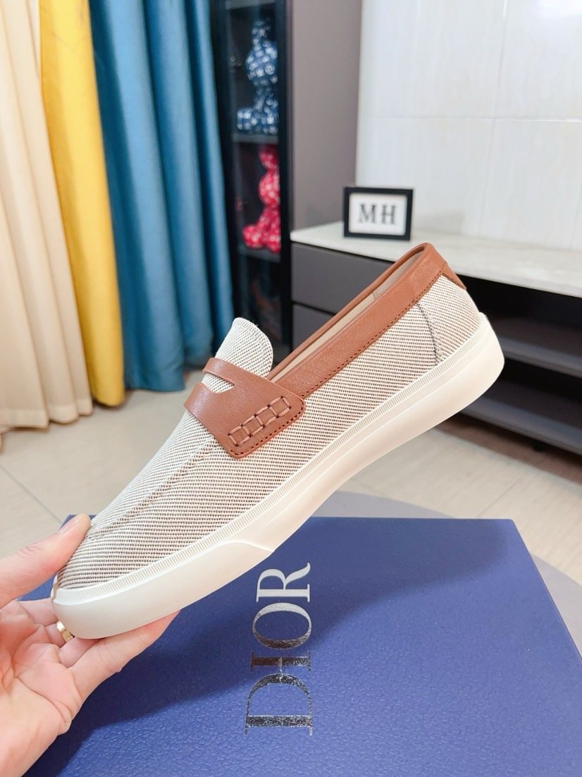 Dior Beige Contrast-Trim Loafers — model