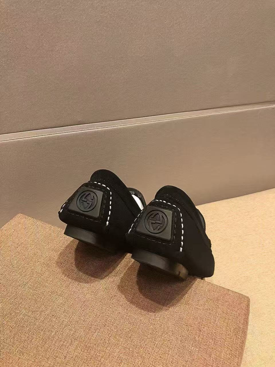 Gucci Black Bee-Embroidered Loafers — back