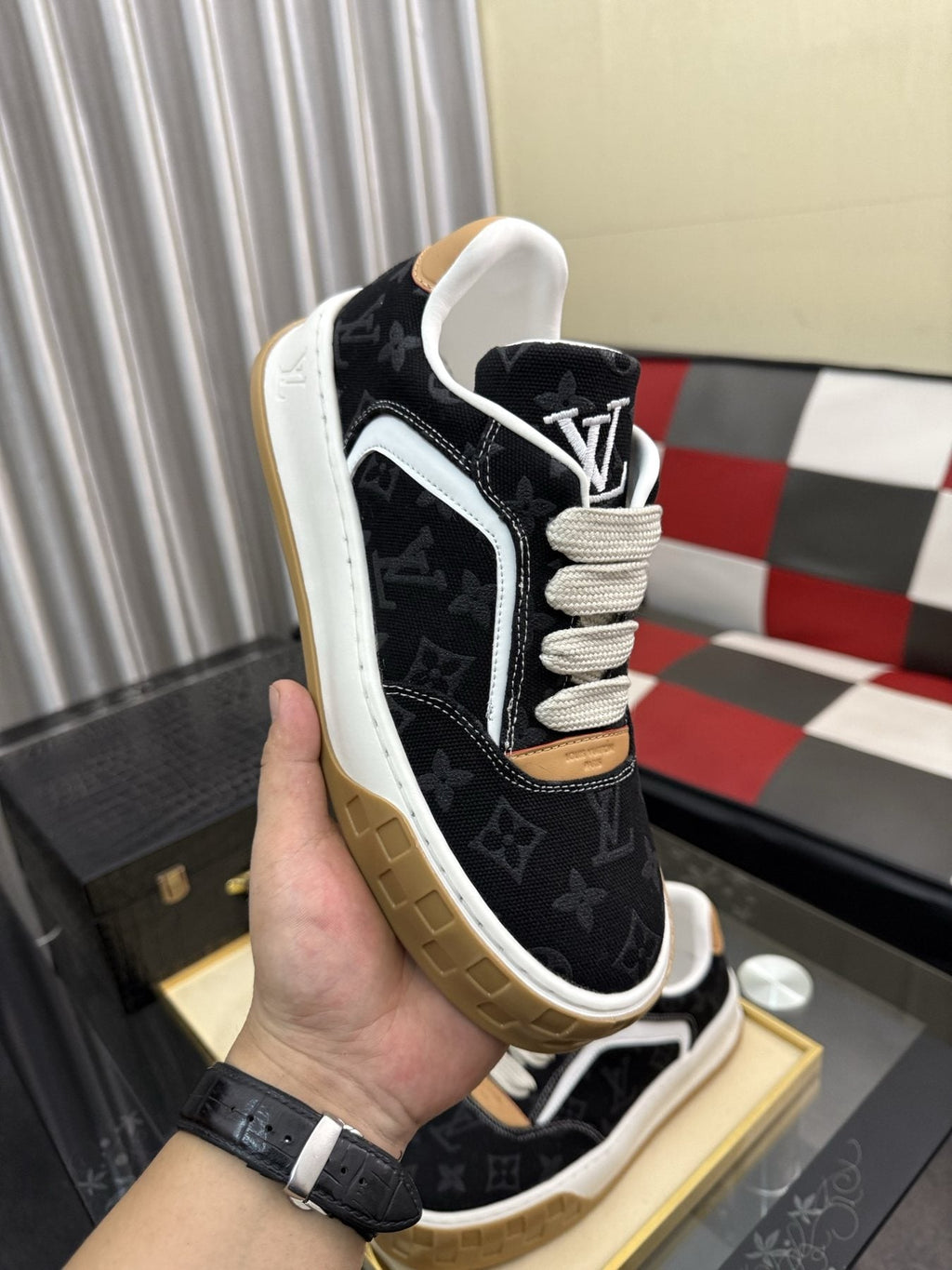 Louis Vuitton Patterned Low-Top Sneakers — model