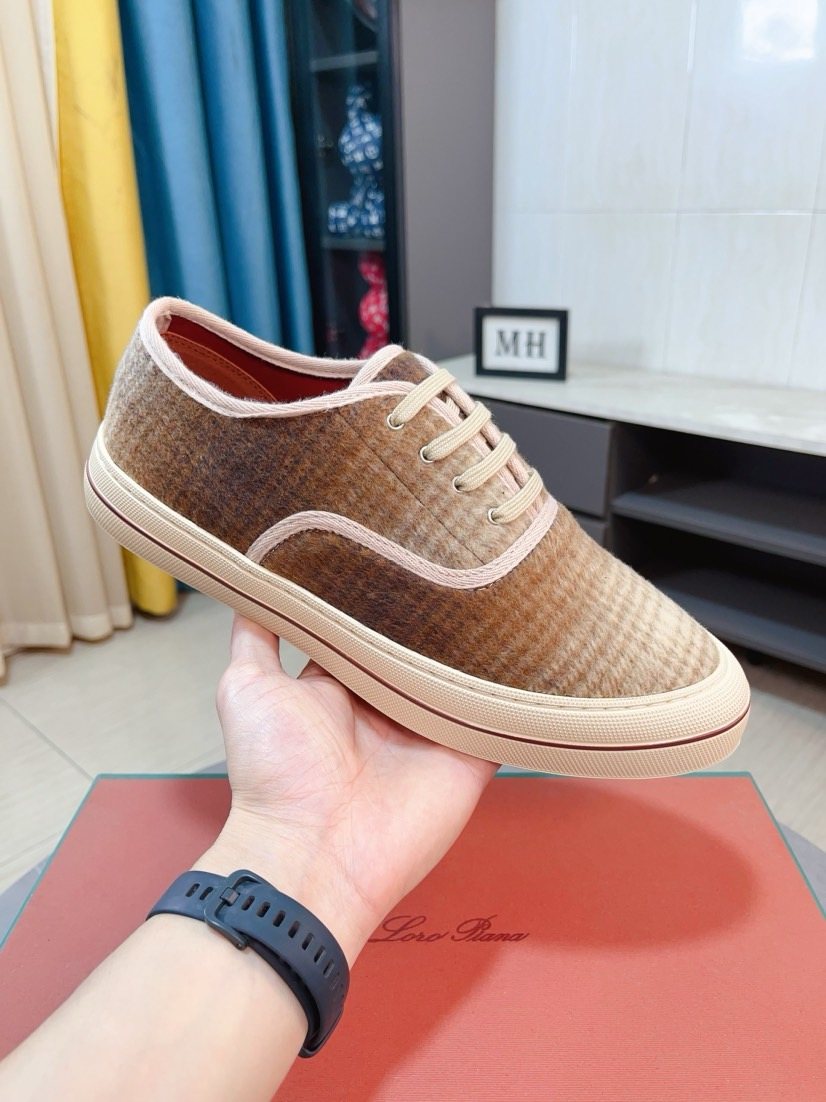 Loro Piana Contrast-Trim Low-Top Casual Shoes — model