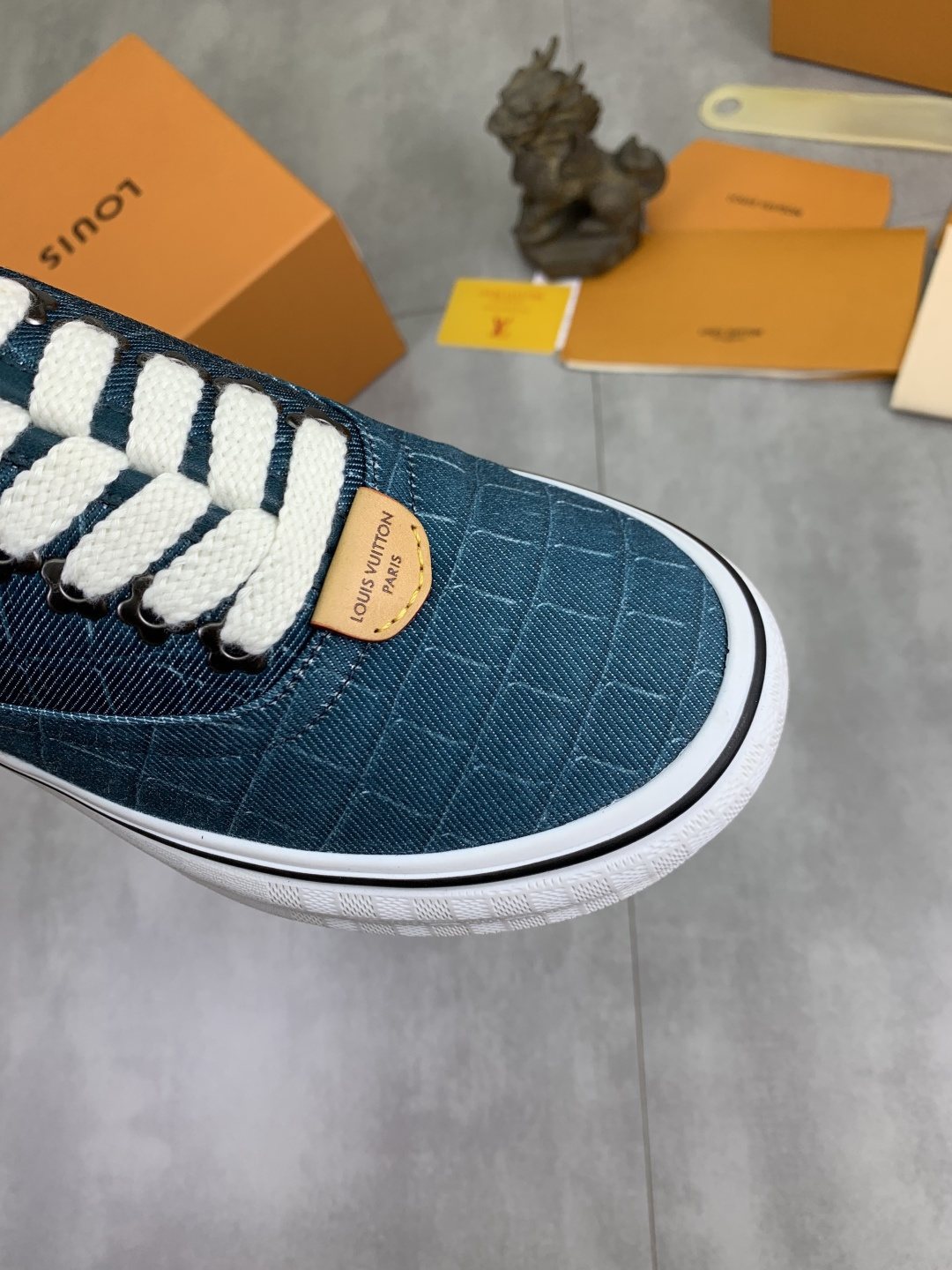 Louis Vuitton Textured Low-Top Sneakers — detail