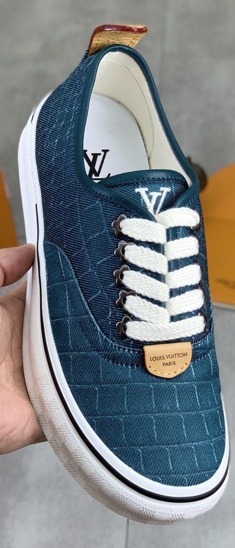 Louis Vuitton Textured Low-Top Sneakers — hero