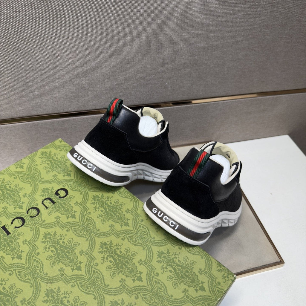 Gucci Patterned Low-Top Sneakers — back