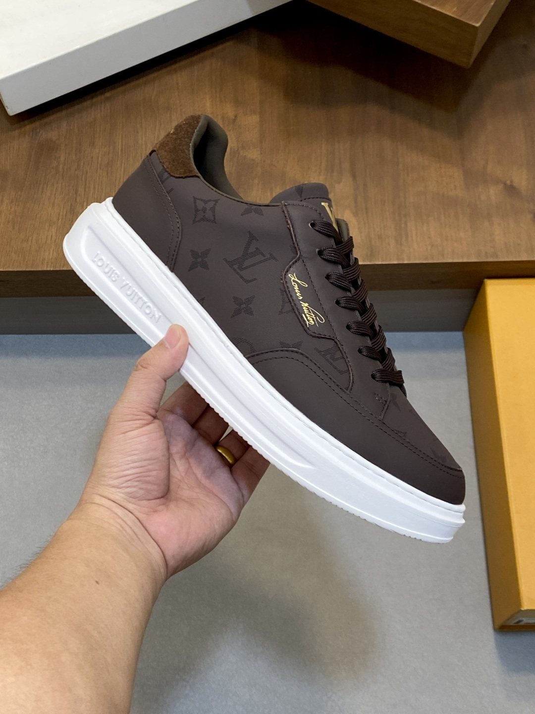 Louis Vuitton Patterned Low-Top Sneakers — model