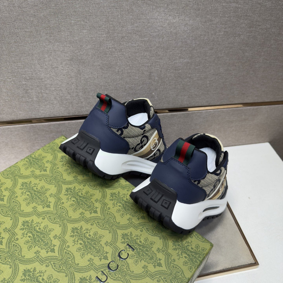 Gucci Patterned Low-Top Sneakers — back