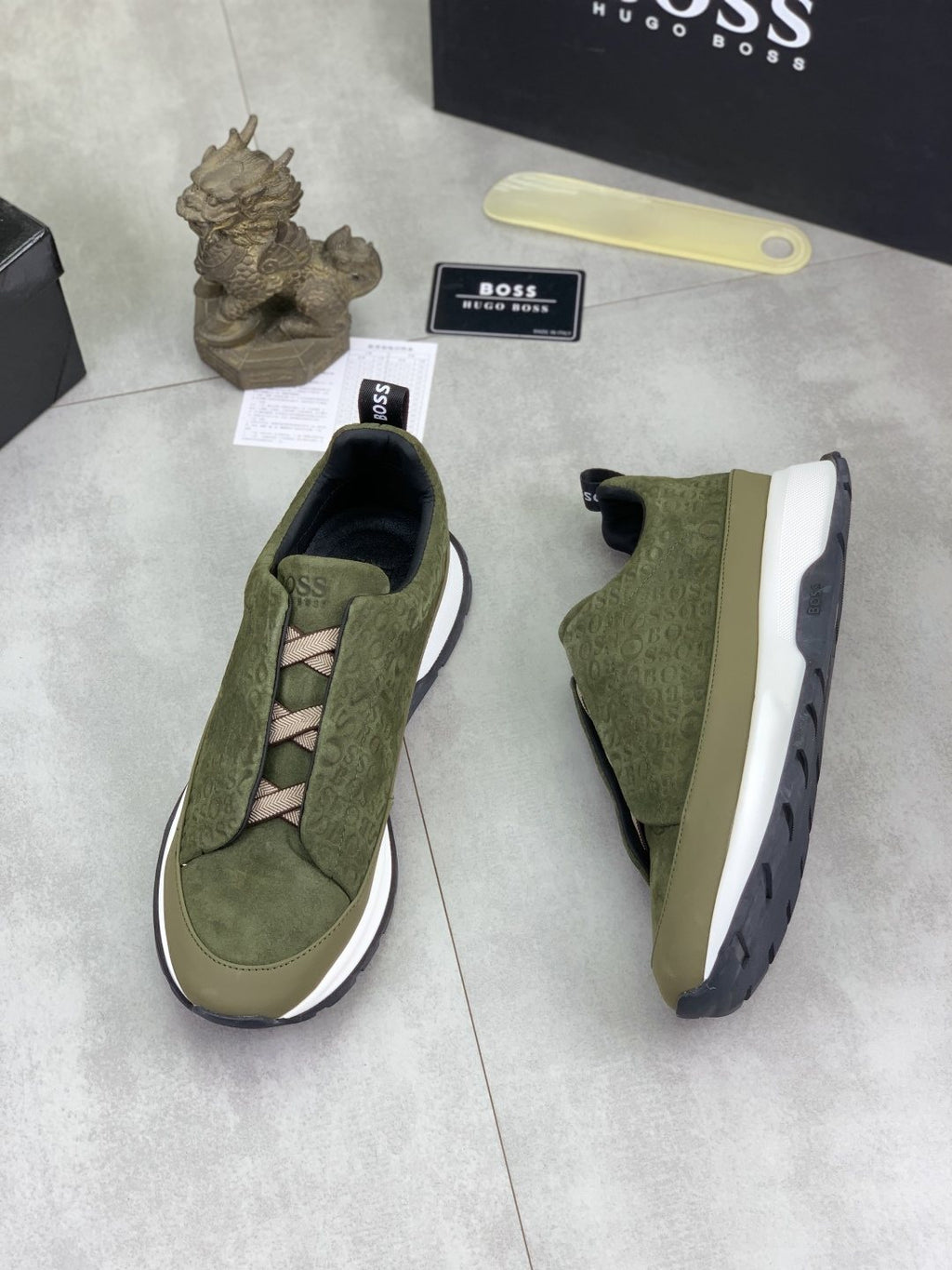 BOSS Textured Low-Top Lace-Up Sneakers — front