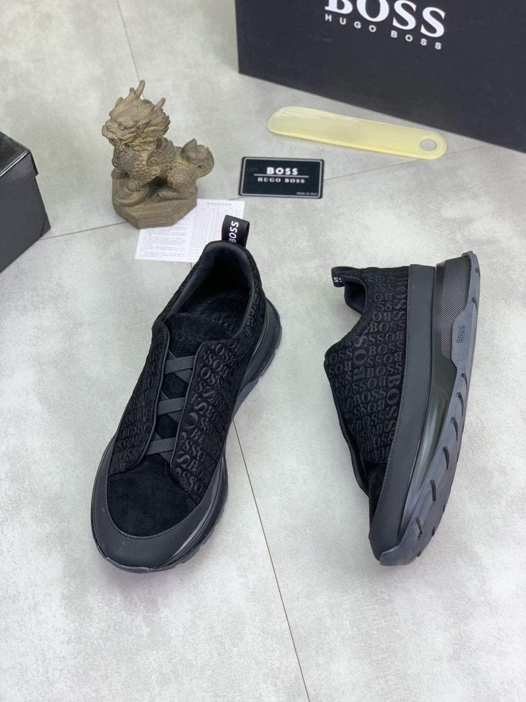 BOSS Textured Low-Top Lace-Up Sneakers — front
