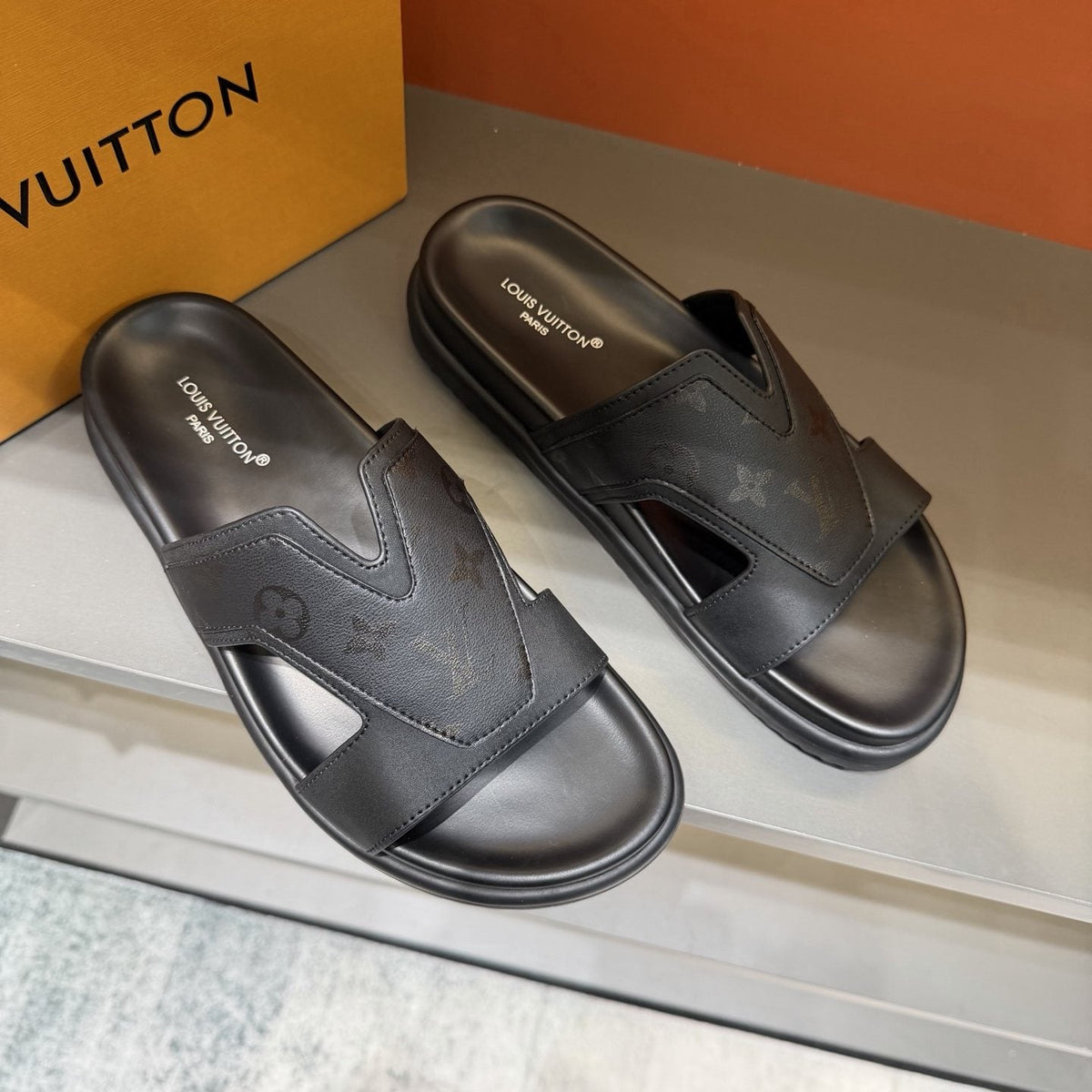 Louis Vuitton Oasis Men's Slide Sandals — front