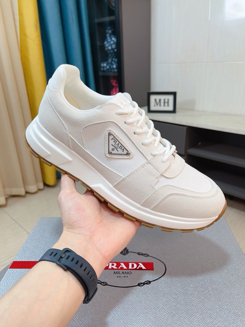 Prada Men's Paneled Low-Top Sneakers — model