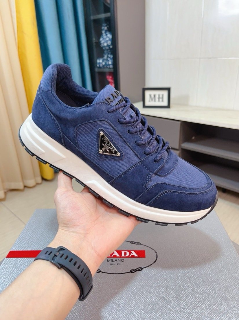 Prada Men's Paneled Low-Top Sneakers — model
