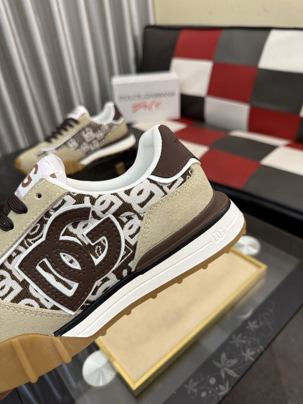Dolce & Gabbana Patterned Low-Top Sneakers — detail