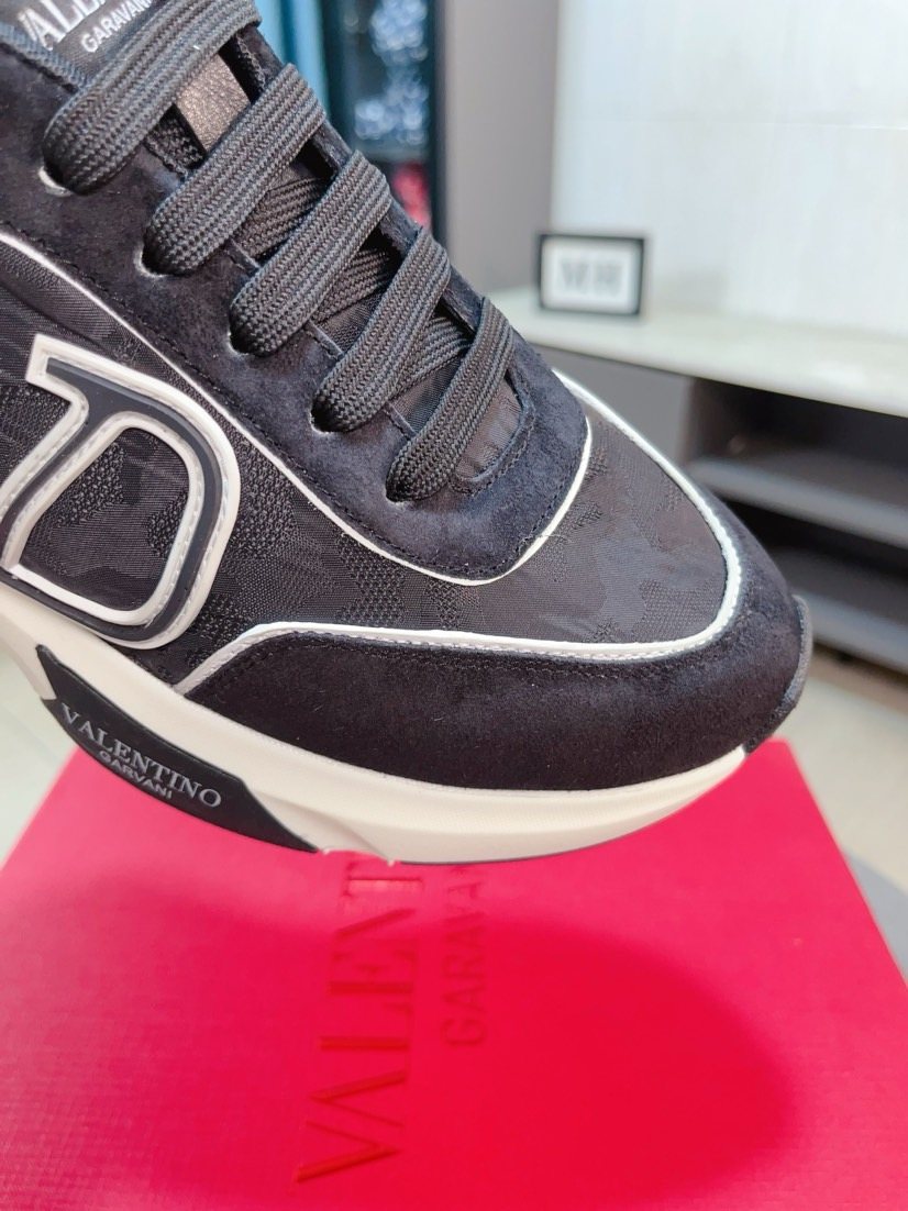 Valentino Paneled Low-Top Sneakers — detail