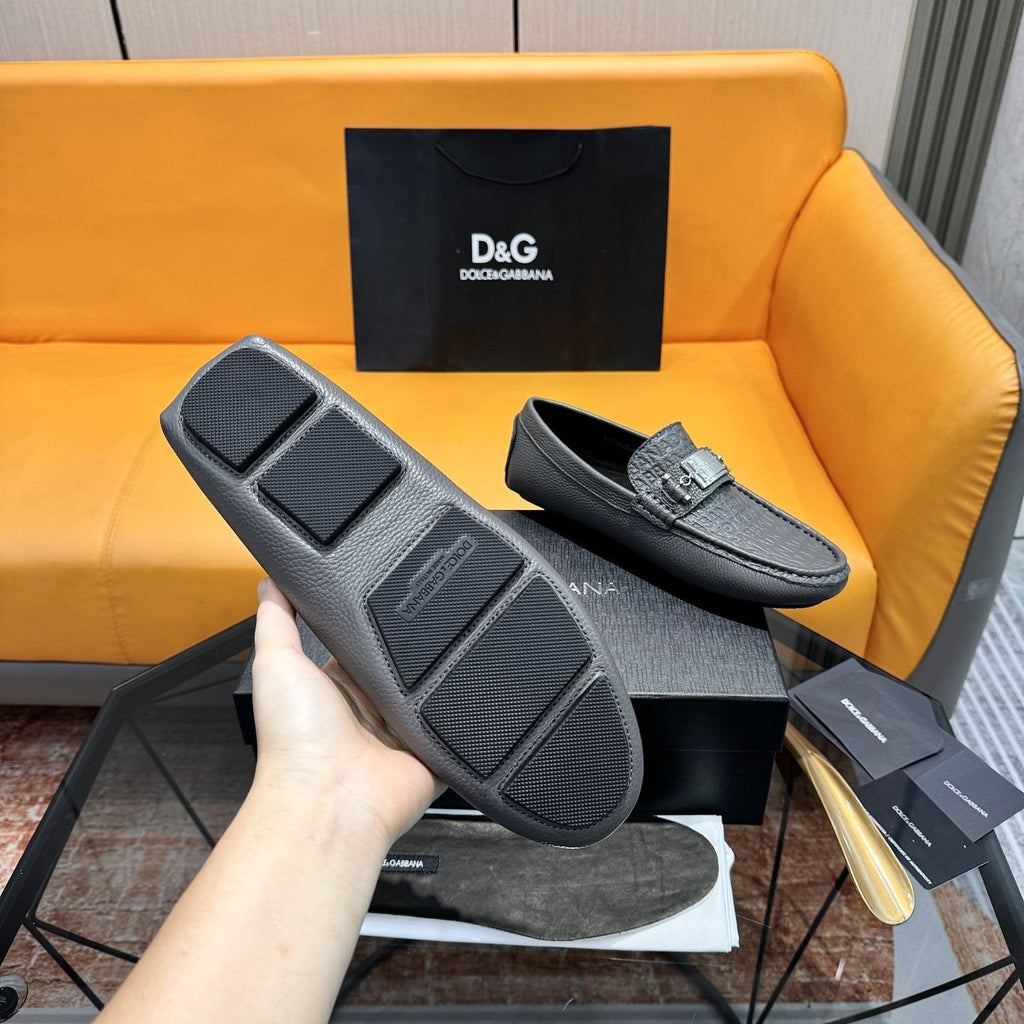 Dolce & Gabbana Embossed Leather Driving Loafers — model