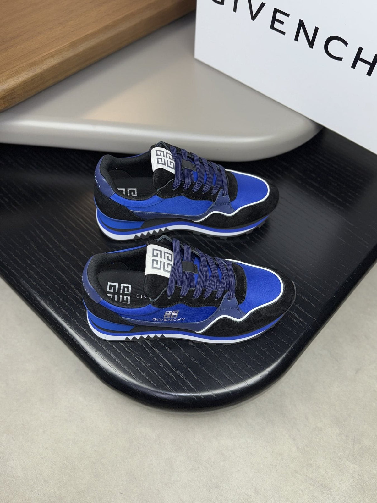 Givenchy Contrast-Trim Lace-Up Sneakers — front