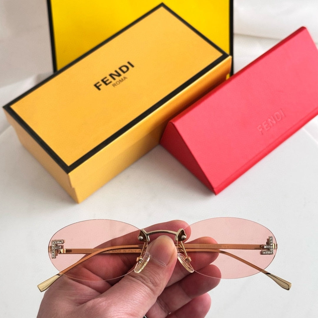 FENDI Sunglasses FE4075US